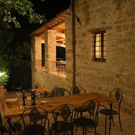 Locanda Dell'Istrice كاميرينو المظهر الخارجي الصورة