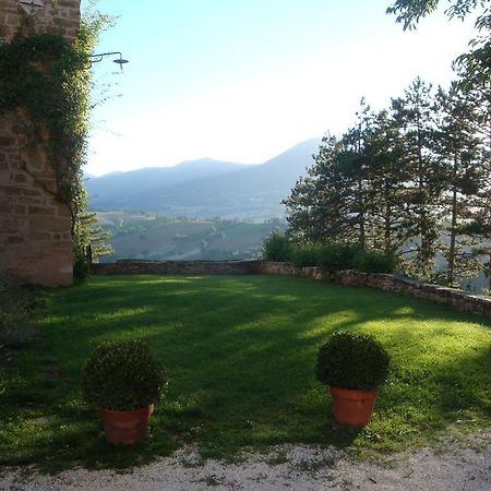 Locanda Dell'Istrice كاميرينو المظهر الخارجي الصورة